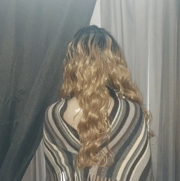 Sensationnel Synthetic Empress Edge Custom Lace Front Wig Body Wave T1B/27 - Picture 2 of 8